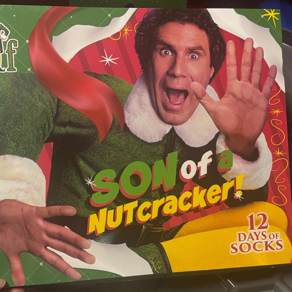 Elf 12 Days of Socks Gift Set